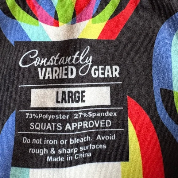 Constantly Varied Gear (CVG) leggings with pockets, sports bra, trippy alien - Picture 6 of 11